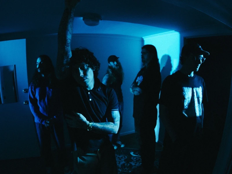Sunbleached share their new single 'Slow Burn'